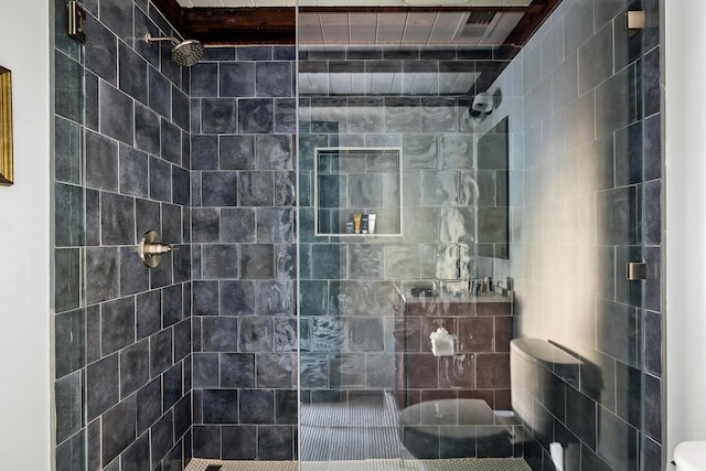 95 Line St, Charleston, SC 29403 - full bathroom featuring tiled shower and toilet