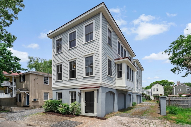 6 Kirkland Ln, Charleston, SC 29401 - view of front of property