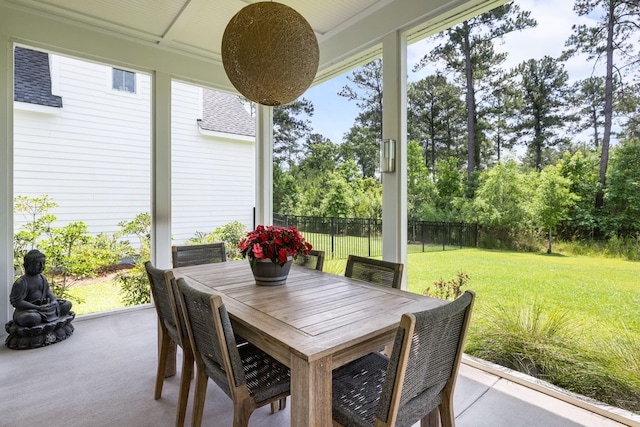 125 Integrity Ln, Charleston, SC 29492 - view of sunroom / solarium