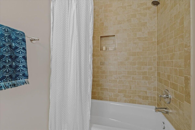 656 Coleman Blvd Unit 405, Mount Pleasant, SC 29464 - bathroom featuring shower / bathtub combination with curtain