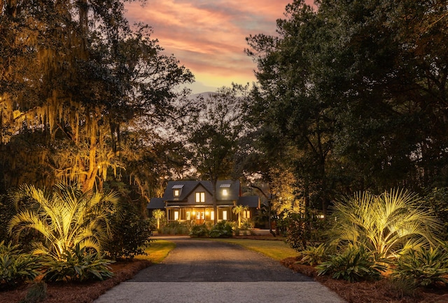 view of front of house