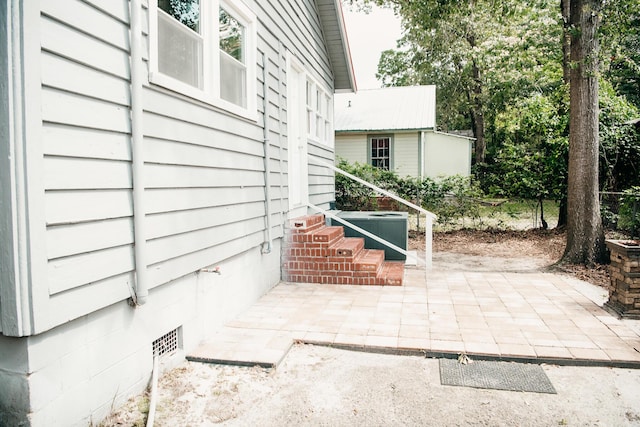 317 Bay St, Walterboro, SC 29488 - view of patio