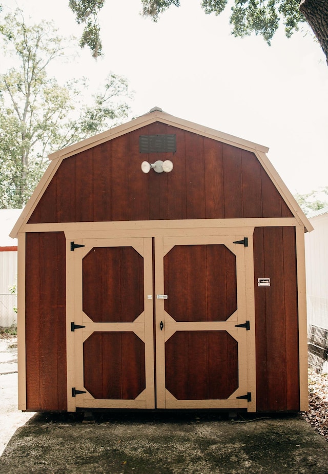 317 Bay St, Walterboro, SC 29488 - view of shed