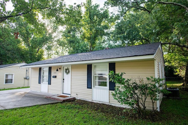 1137 Dickson Ave, Hanahan, SC 29410 - ranch-style house with a front yard and roof with shingles