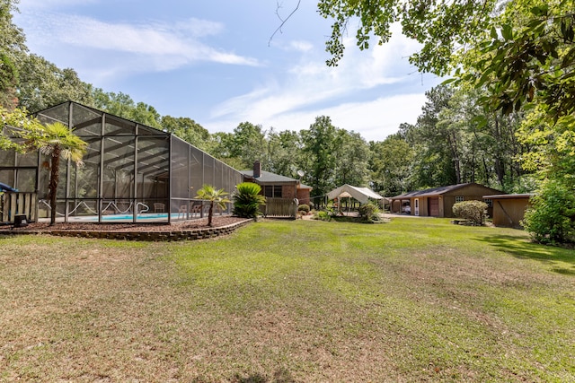 view of yard with a lanai