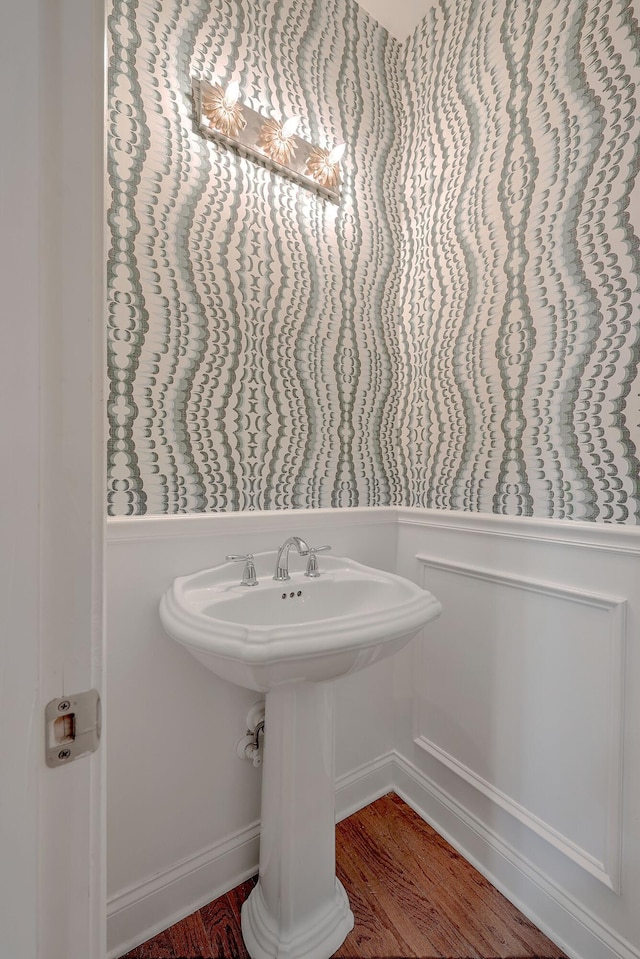 2036 Kings Gate Ln, Mount Pleasant, SC 29466 - bathroom with wood finished floors and baseboards