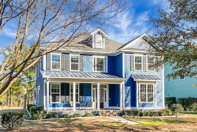 view of front of property featuring a porch