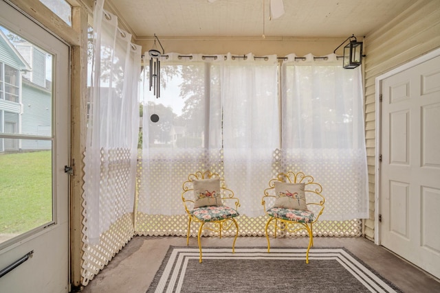6231 Rolling Fork Rd Unit 1201-A, North Charleston, SC 29406 - unfurnished sunroom featuring plenty of natural light and a ceiling fan