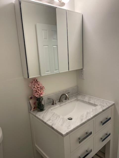 bathroom with vanity