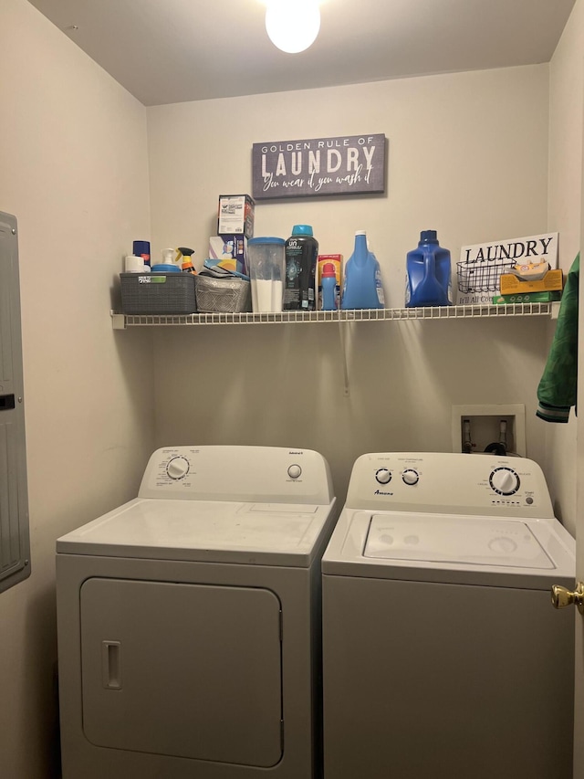 527 Travelers Blvd, Summerville, SC 29485 - laundry area featuring washing machine and dryer and electric panel