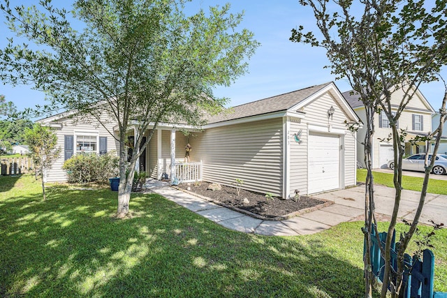 203 Eagle Ridge Rd, Summerville, SC 29485 - single story home featuring an attached garage, a shingled roof, and a front lawn