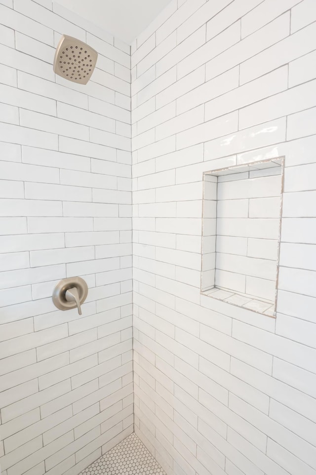 173 Coming St Unit B, Charleston, SC 29403 - bathroom featuring a tile shower