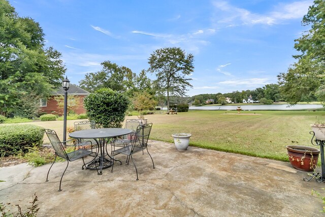 view of patio / terrace with outdoor dining space