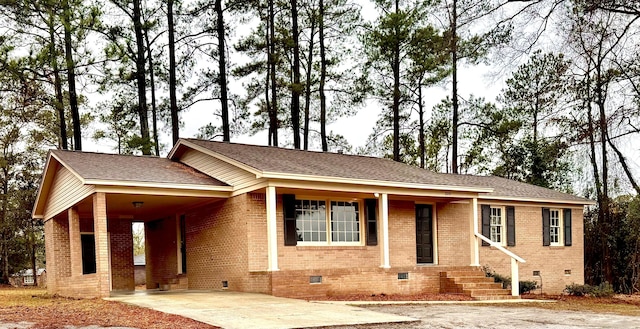 view of front of house with a carport