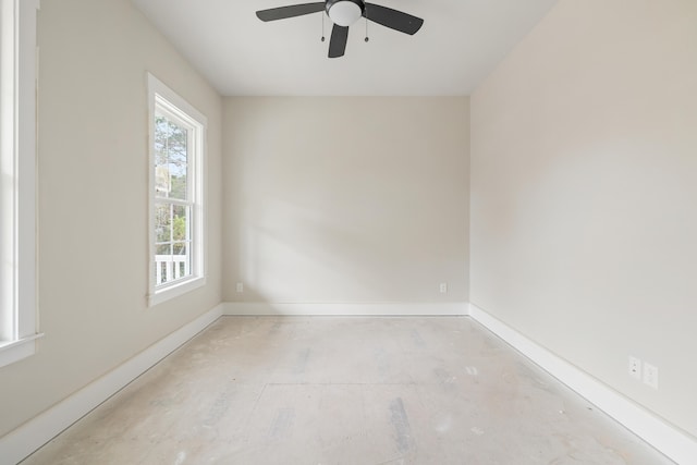 empty room with ceiling fan