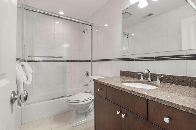 corridor featuring light hardwood / wood-style floors and sink