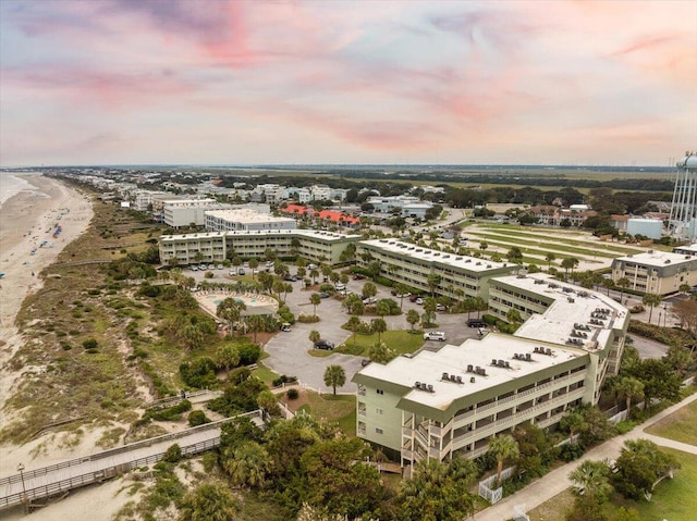 view of aerial view at dusk