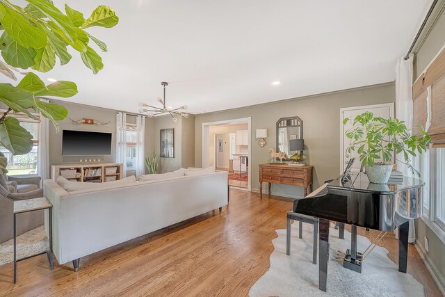 803 Burnett Dr, Charleston, SC 29412 - living area featuring a chandelier, light wood-style floors, baseboards, and recessed lighting
