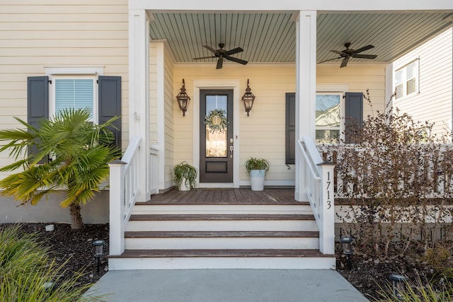 doorway to property with ceiling fan