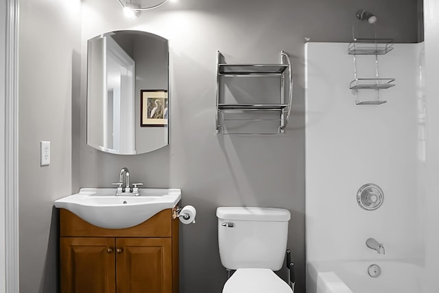 7947 Vermont Rd, North Charleston, SC 29418 - full bathroom featuring vanity, toilet, and bathtub / shower combination