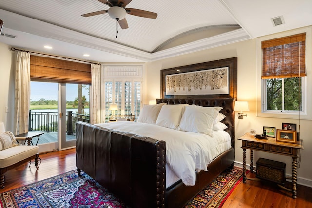 3121 Marshgate Dr, Seabrook Island, SC 29455 - bedroom with lofted ceiling, access to exterior, wood finished floors, ornamental molding, and recessed lighting