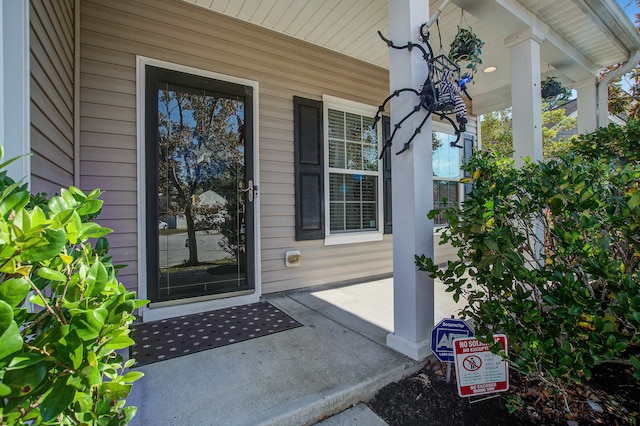 property entrance with a porch