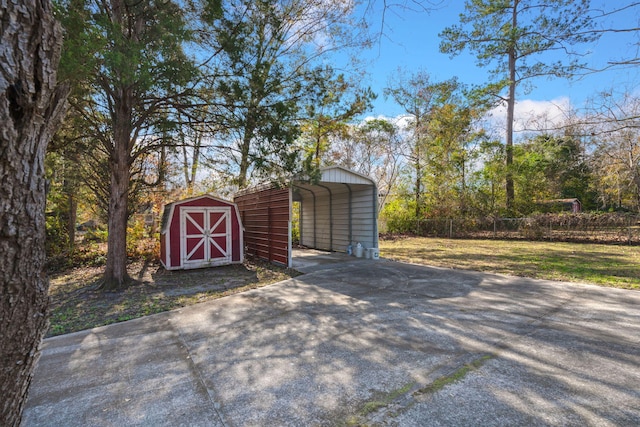 view of outbuilding featuring a carport