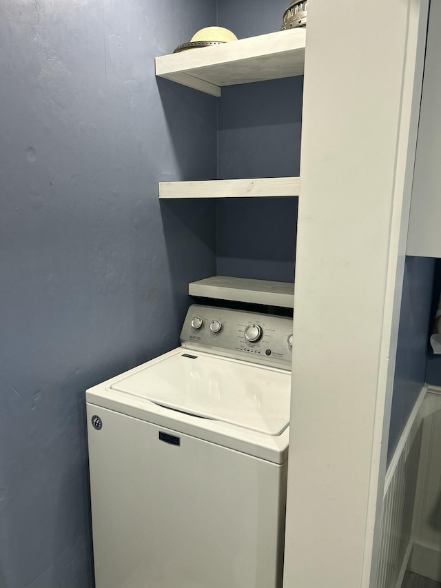 washroom featuring washer / dryer