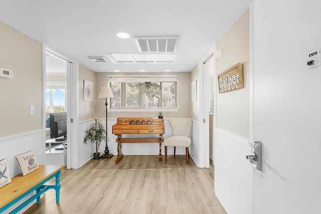 living area with light wood-type flooring