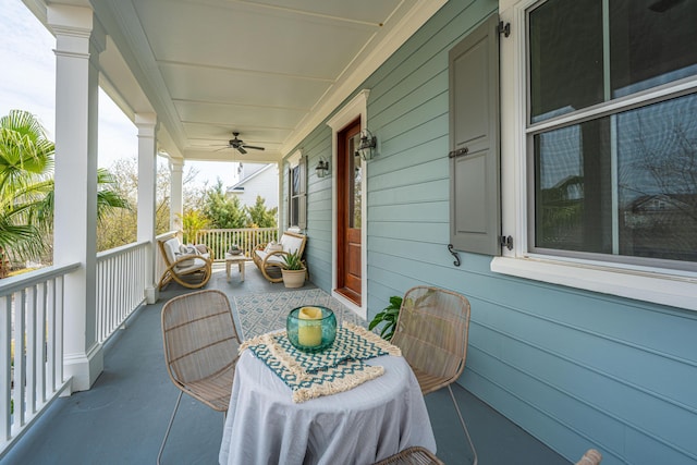 view of patio / terrace with covered porch