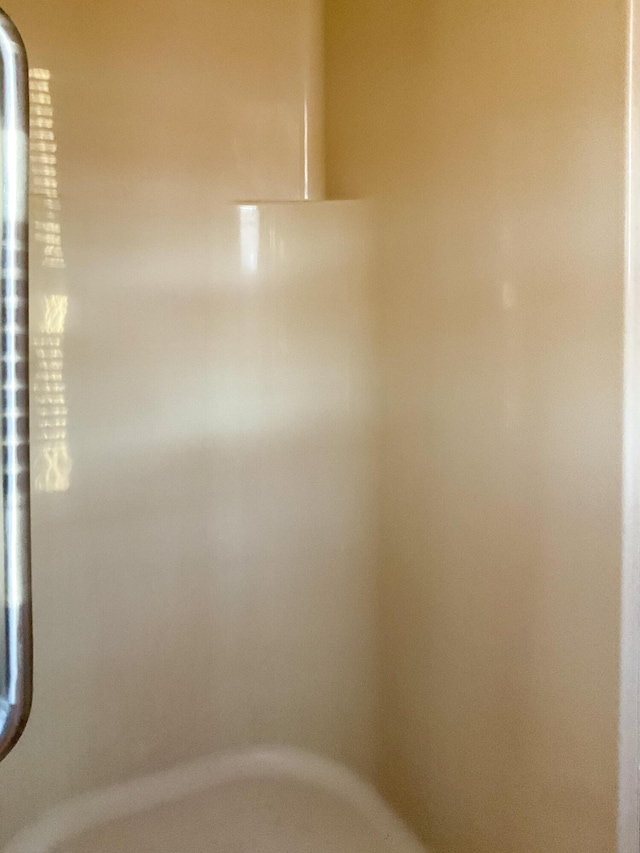 302 Morgan St, Greer, SC 29651 - bathroom view