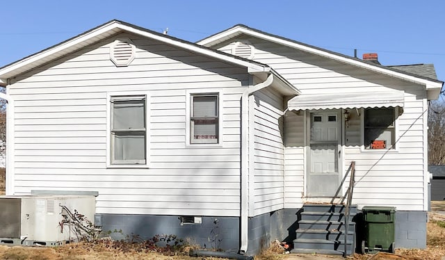 302 Morgan St, Greer, SC 29651 - view of front facade with crawl space, central AC, and entry steps