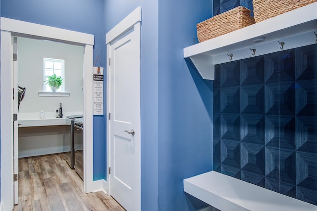 1641 Adventure Xing, Mount Pleasant, SC 29466 - mudroom with light wood finished floors