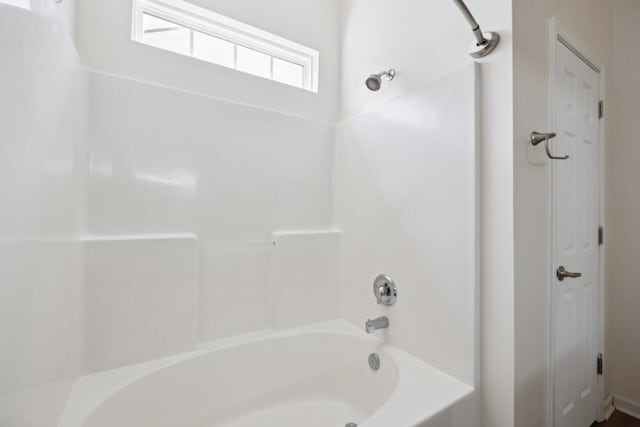 bathroom featuring shower / bath combination