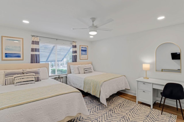 4 Beach Club Villas, Isle Of Palms, SC 29451 - bedroom featuring light wood-type flooring, recessed lighting, a ceiling fan, an office area, and baseboards