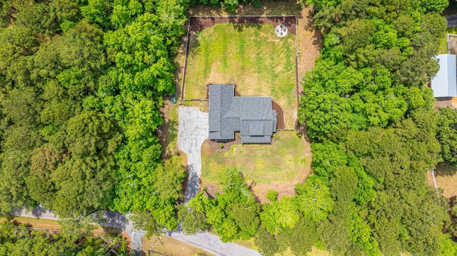 aerial view of property and surrounding area