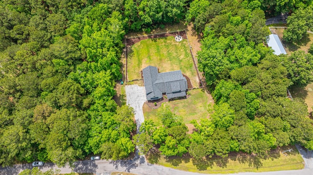 aerial view of property and surrounding area