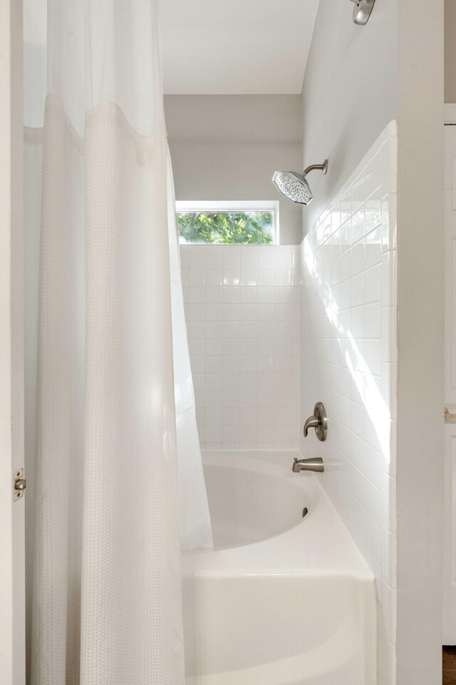1971 N Smokerise Way, Mount Pleasant, SC 29466 - full bath featuring shower / tub combo