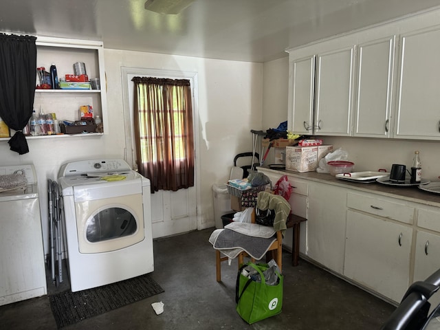 8520 Delhi Rd, North Charleston, SC 29406 - laundry area featuring washer and clothes dryer
