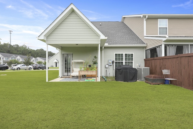 192 Buchanan Cir, Goose Creek, SC 29445 - back of property with a shingled roof