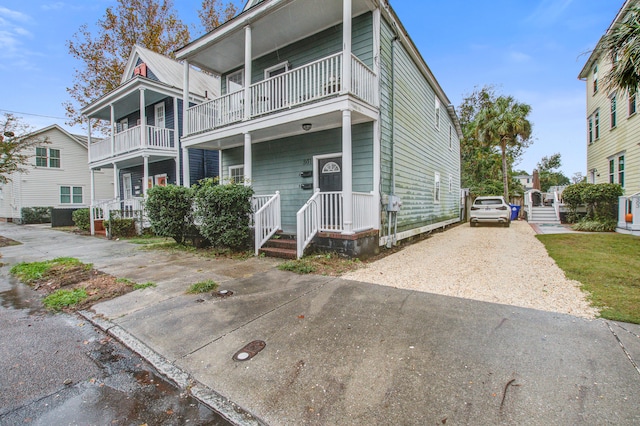 Listing photo 3 for 301 Coming St Unit A & B, Charleston SC 29403