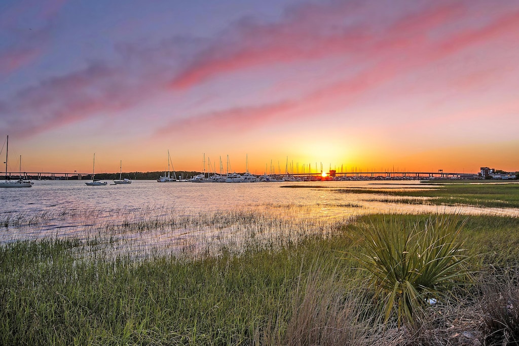 33 Lockwood Dr Unit Lu105, Charleston, SC 29401 - water view