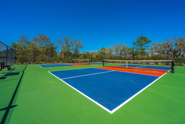 1543 Wando Landing St, Charleston, SC 29492 - view of tennis court featuring fence