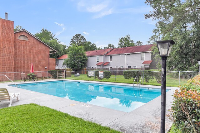 565 Travelers Blvd, Summerville, SC 29485 - view of community pool