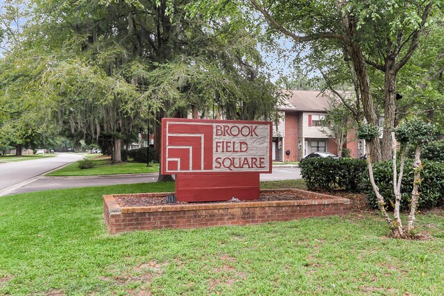 565 Travelers Blvd, Summerville, SC 29485 - community sign with a lawn