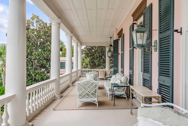 view of patio / terrace with covered porch