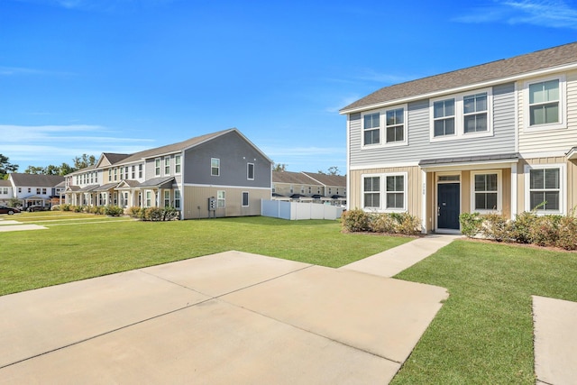 view of front of house with a front lawn