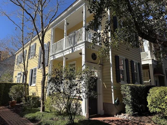 view of building exterior