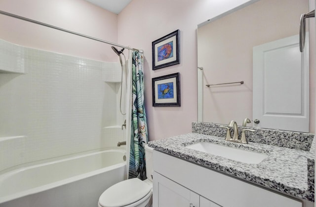 136 Rowans Creek Dr, Charleston, SC 29492 - full bathroom featuring vanity and shower / tub combo with curtain