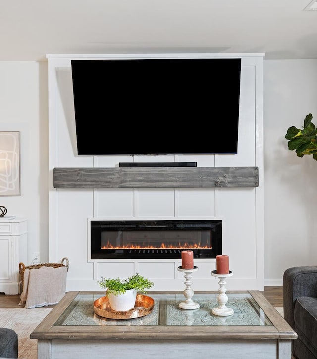 room details featuring hardwood / wood-style flooring